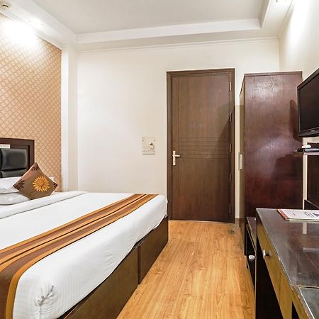 Royal Residence Mg Road Gurgaon Eksteriør bilde