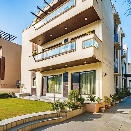 Royal Residence Mg Road Gurgaon Eksteriør bilde