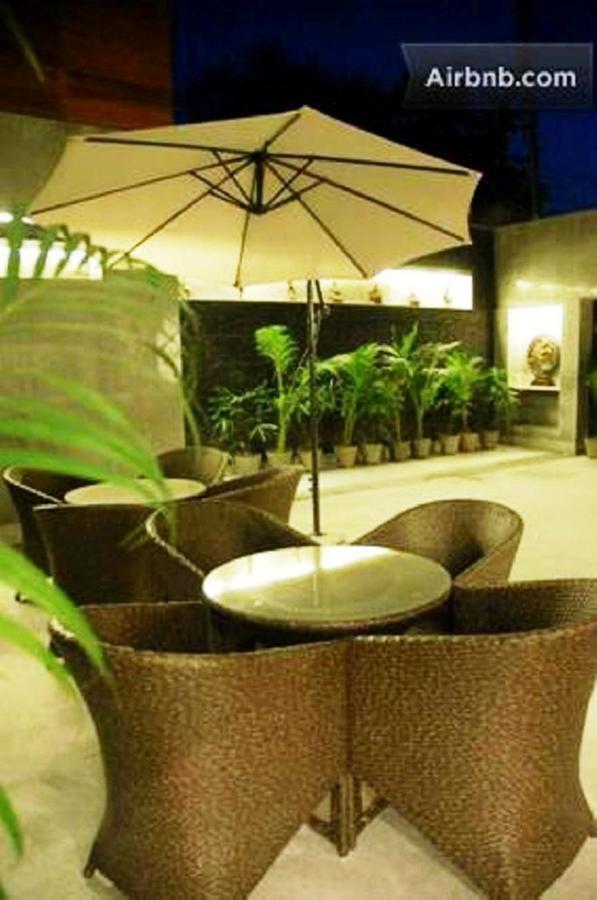 Royal Residence Mg Road Gurgaon Eksteriør bilde