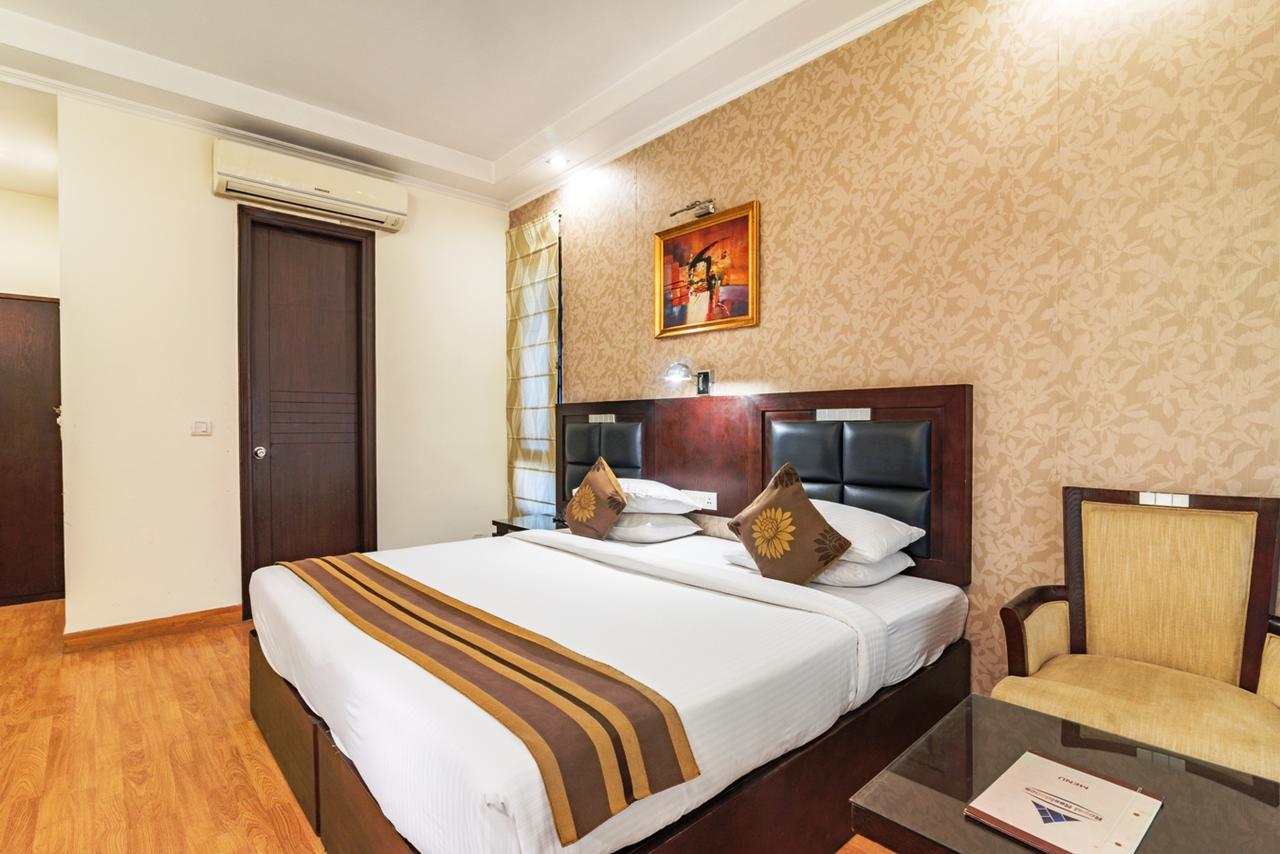 Royal Residence Mg Road Gurgaon Eksteriør bilde